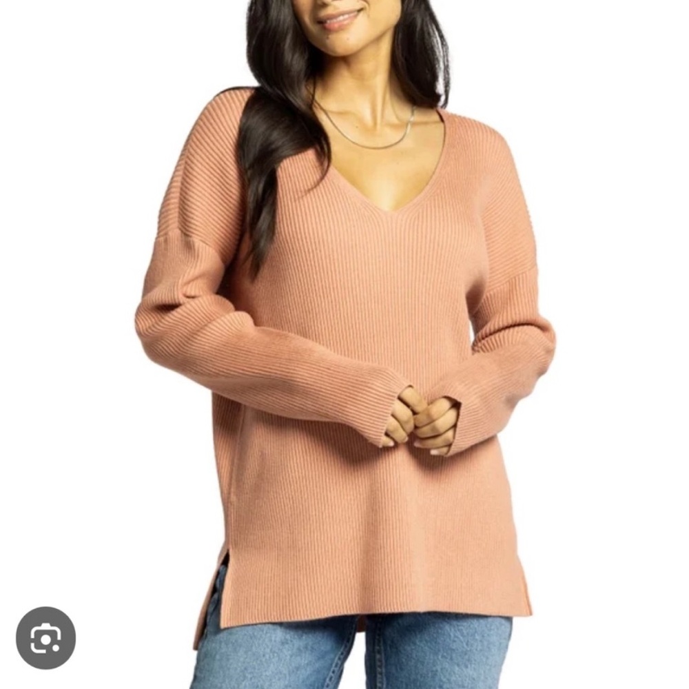 NEW TXS by Thread & Supply V-Neck Shadi Sweater Pink
